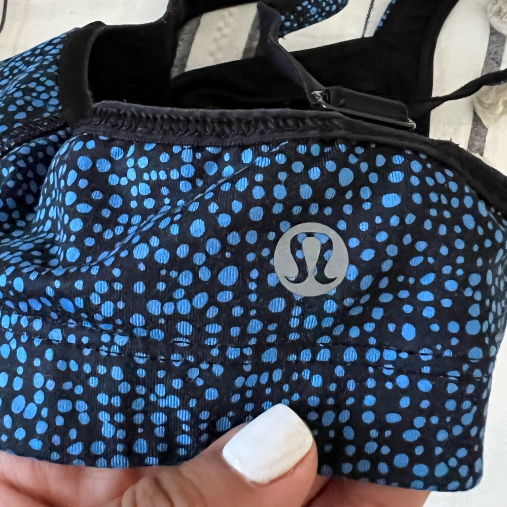 Lululemon bra - Picture 4 of 4